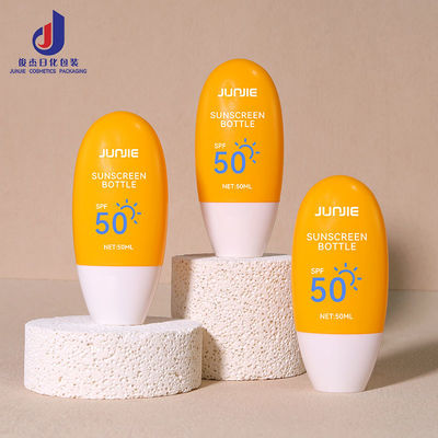 بطری مسطح گرد و خم شده 50 میلی لیتر مخزن ضد آفتاب لوازم آرایشی با طوق PE و کلاه پیچ سفید